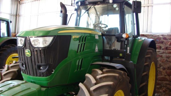 JOHN DEERE 6170M