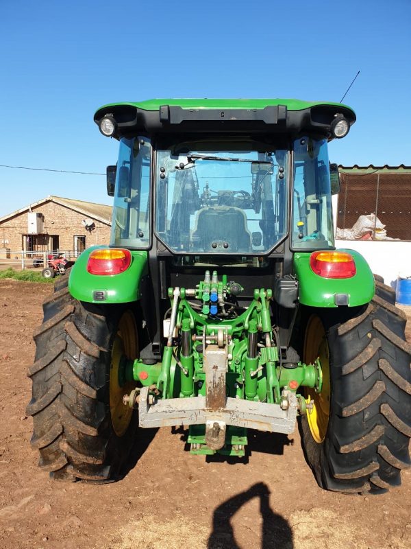 John Deere 5105M - Image 7
